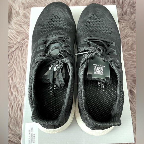 Adidas Ultraboost Made to be REMA - Picture 3 of 5